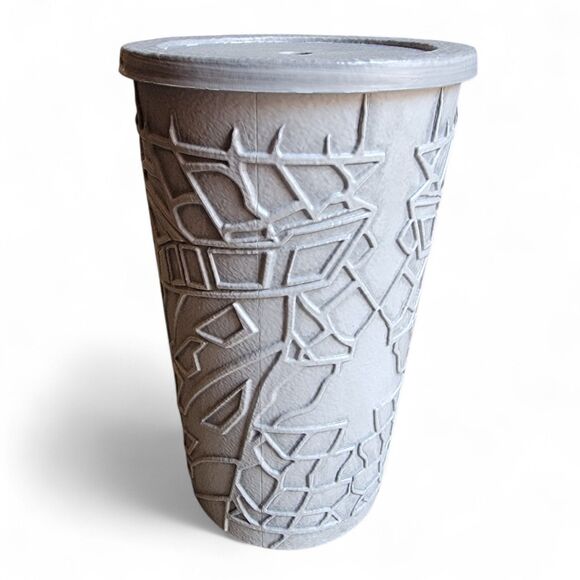 Predator Badlands Totem Cup AMC Exclusive Light Up Movie - Picture 3 of 5